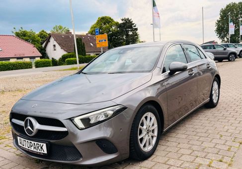 Mercedes-Benz A 200, 2020