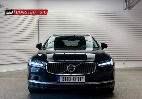 Volvo V90, 2022