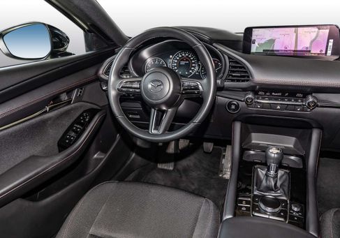 Mazda 3, 2024