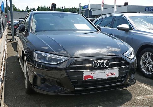 Audi A4, 2022