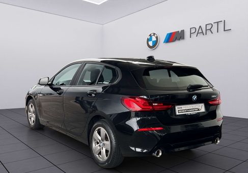 BMW 118, 2022