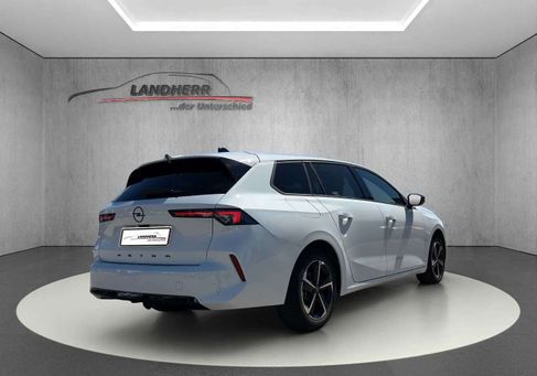 Opel Astra, 2025