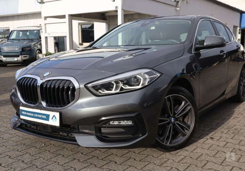 BMW 120, 2019