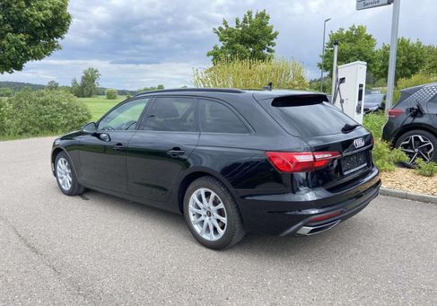 Audi A4, 2022