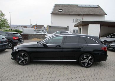 Mercedes-Benz C 300, 2021