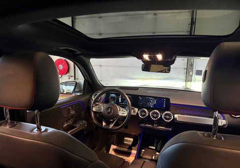 Mercedes-Benz EQB, 2022