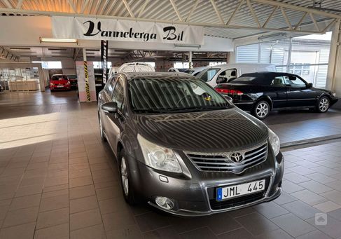 Toyota Avensis, 2011