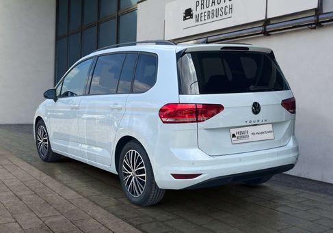 Volkswagen Touran, 2024 2
