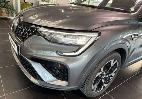 Renault Arkana, 2025 3