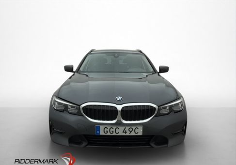 BMW 330, 2021