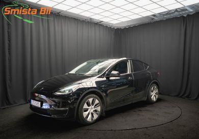 Tesla Model Y, 2023