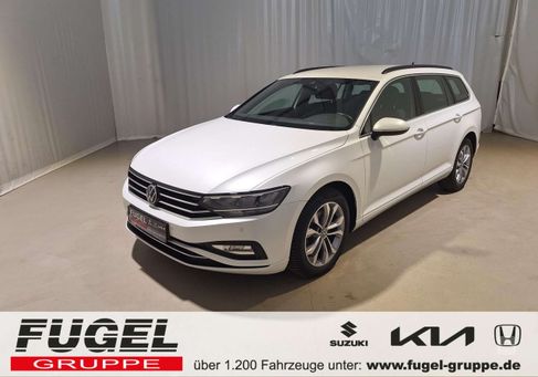 Volkswagen Passat Variant, 2022