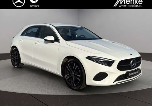 Mercedes-Benz A 200, 2024