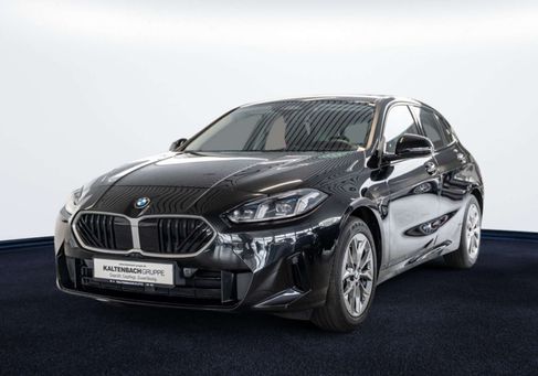 BMW 120, 2025