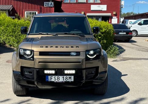 Land Rover Defender, 2023
