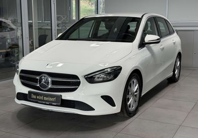 Mercedes-Benz B 200, 2022