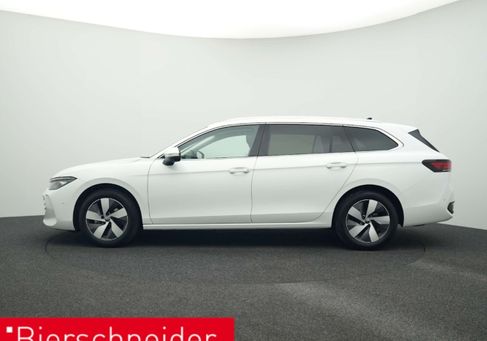 Volkswagen Passat Variant, 2025 3