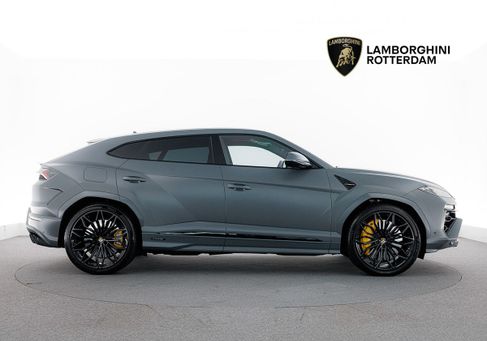 Lamborghini Urus, 2025