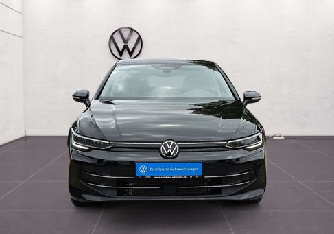 Volkswagen Golf, 2025