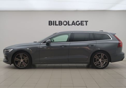 Volvo V60, 2022