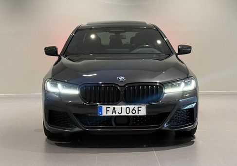 BMW 530, 2021 2