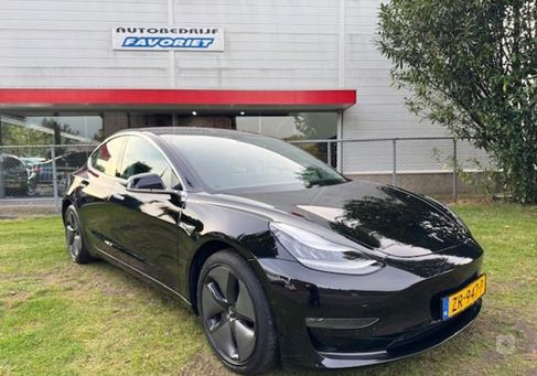 Tesla Model 3, 2019