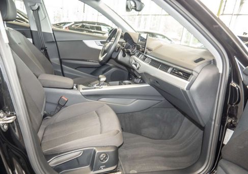Audi A4, 2021