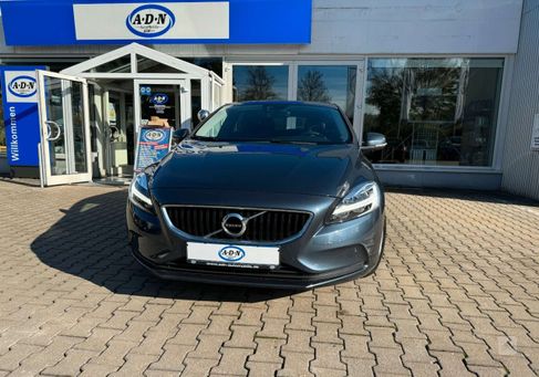 Volvo V40, 2017