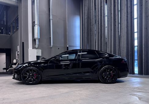 Tesla Model S, 2019 3