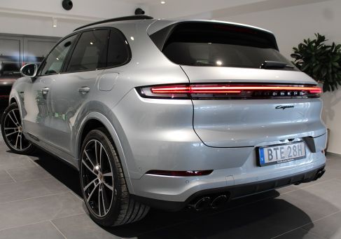 Porsche Cayenne, 2026