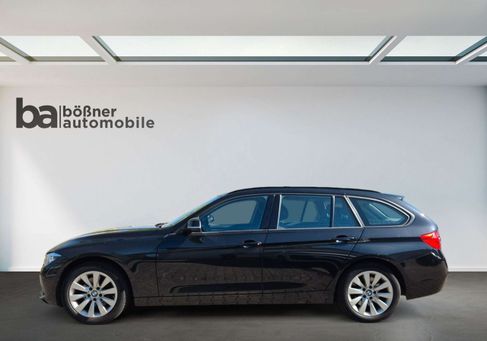 BMW 330, 2019