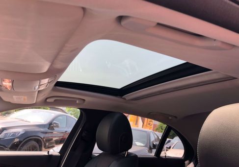 Mercedes-Benz E 300, 2019 2