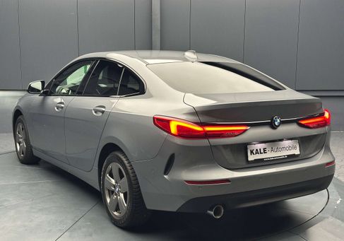 BMW 216, 2023