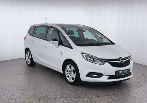 Opel Zafira, 2019