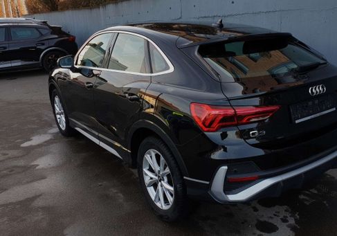 Audi Q3, 2022