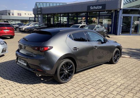 Mazda 3, 2025