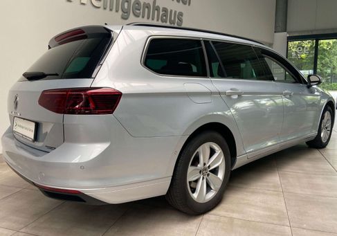 Volkswagen Passat Variant, 2023 3