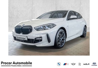 BMW 120, 2023