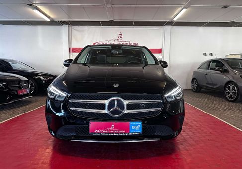 Mercedes-Benz B 180, 2020