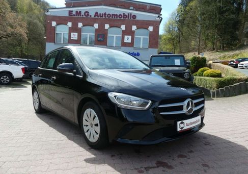 Mercedes-Benz B 180, 2019