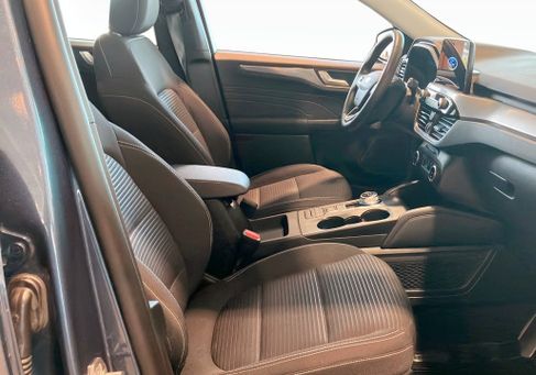 Ford Kuga, 2023