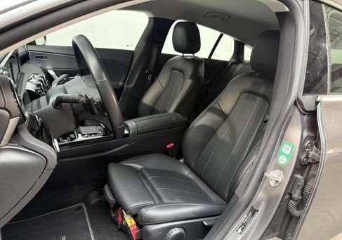 Mercedes-Benz CLA 220, 2021