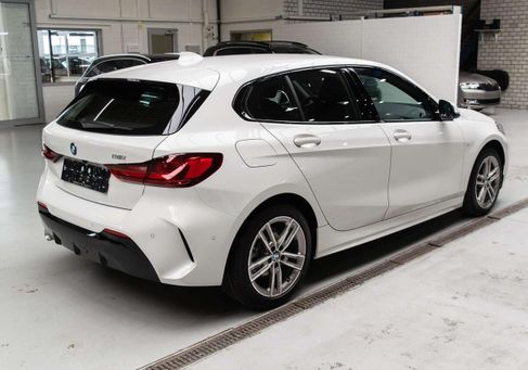 BMW 1 Serija, 2022