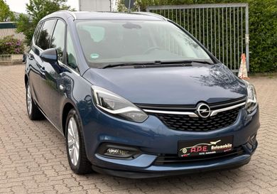 Opel Zafira, 2017
