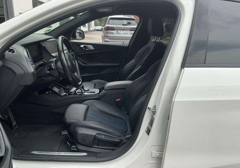 BMW 118, 2022 3