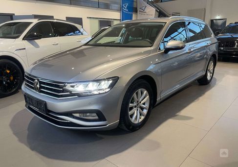 Volkswagen Passat Variant, 2022