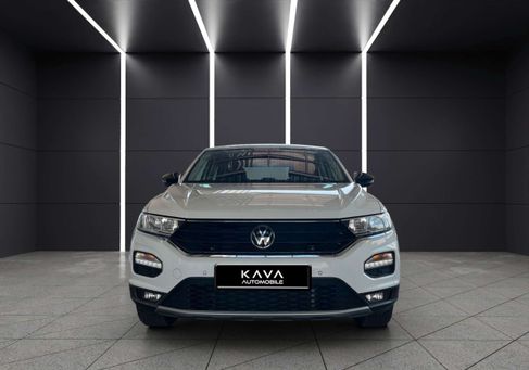Volkswagen T-Roc, 2021