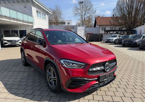 Mercedes-Benz GLA 200, 2020 3