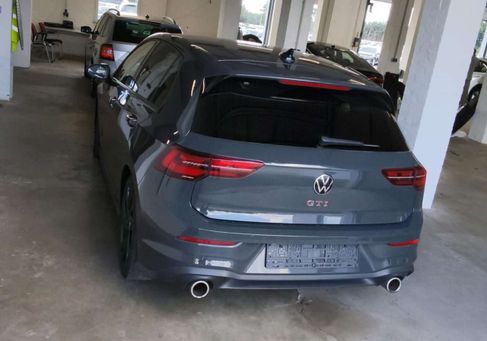 Volkswagen Golf, 2023 3