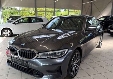 BMW 330, 2020